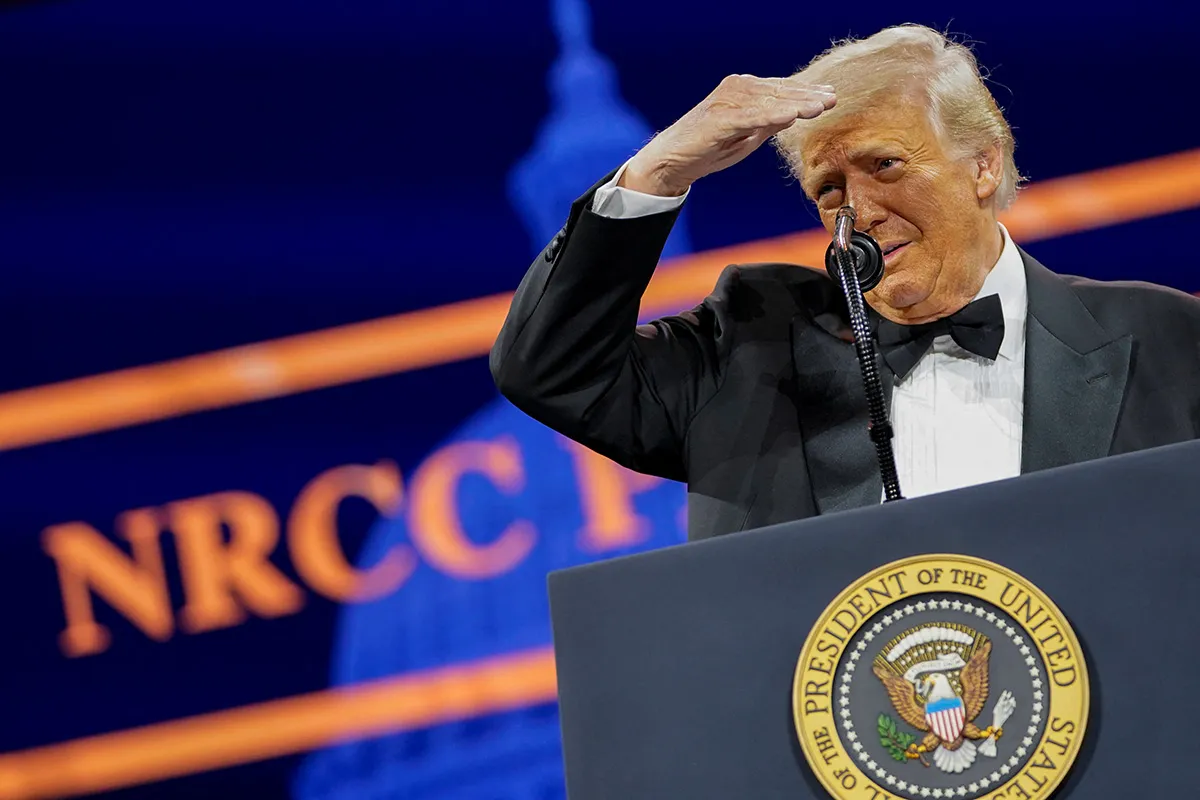 Trump Naikkan Tarif Impor China Jadi 245 Persen